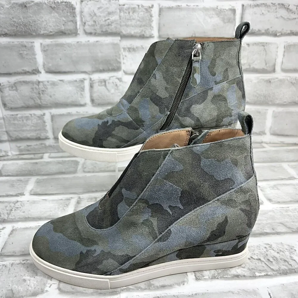 Linea Paolo Anna Women’s Size 7.5 Suede Camo Original Low Wedge Sneakers